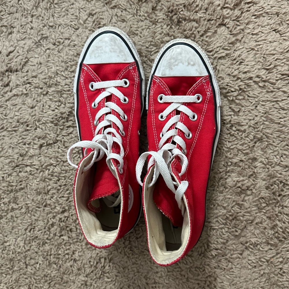 Red Hightop Converse All Star Sneakers Size 6M/8W